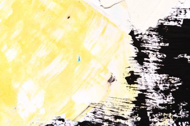 Sarı ve siyah soyut arka plan, sanat kolajı. Beyaz kağıt üzerindeki lekeler, boya darbeleri, çizgiler ve lekeler.