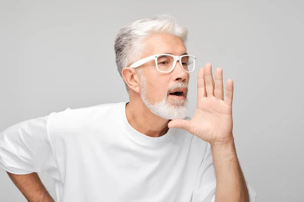 Portrait Senior Man White Shouting Loudly Hands News Palms Folded — Stock Photo, Image