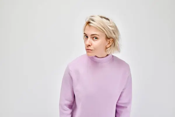 Confused Young Woman Purple Sweater Making Puzzled Expression Light Gray — Stock Photo, Image