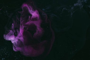 Soyut renkli arkaplan. Hareketli mor boya akışı, sıvı sıvı sanat, uzay gökyüzü