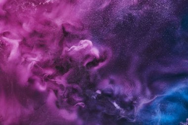 Soyut renkli arkaplan. Mavi mor boya akışı, çok renkli sıvı sanat.