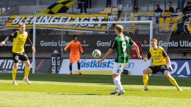 21 Nisan 2024: GAIS ve Mjallby AIF arasındaki maç anı. Son sonuç 2-1. 