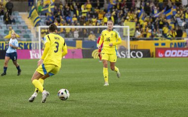 Göteborg, İsveç. 29 Ekim 2024. Hannah Wijk, UEFA Euro 2025 playoff 'unda Lüksemburg ile oynanan maçta İsveç adına top attı.. 