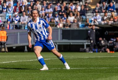 Göteborg, İsveç. 5 Nisan 2025. IFK Göteborg ve Halmstad BK arasında Gamla Ullevi 'de oynanan maçın ikinci yarısında. 