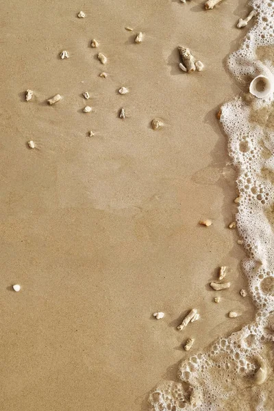 Κύμα Της Θάλασσας Στην Παραλία Της Άμμου — Φωτογραφία Αρχείου