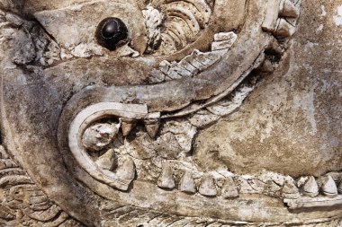 Duvara ejderha oyma sanatı, Tayland.