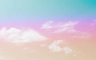 Bulut ve gökyüzü pastel renkli bir arka plan ve duvar kağıdı, soyut gökyüzü arkaplanı tatlı renklerde..