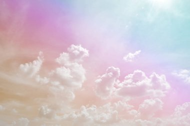 Bulut ve gökyüzü pastel renkli bir arka plan ve duvar kağıdı, soyut gökyüzü arkaplanı tatlı renklerde..