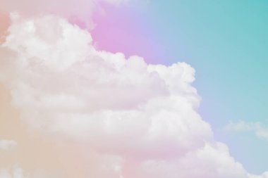 Bulut ve gökyüzü pastel renkli bir arka plan ve duvar kağıdı, soyut gökyüzü arkaplanı tatlı renklerde..