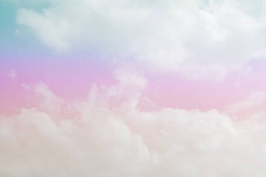 Bulut ve gökyüzü pastel renkli bir arka plan ve duvar kağıdı, soyut gökyüzü arkaplanı tatlı renklerde..