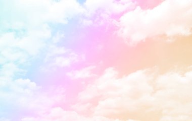 Bulut ve gökyüzü pastel renkli bir arka plan ve duvar kağıdı, soyut gökyüzü arkaplanı tatlı renklerde..