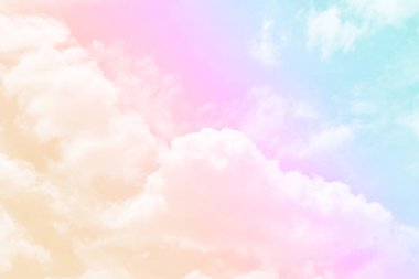 Bulut ve gökyüzü pastel renkli bir arka plan ve duvar kağıdı, soyut gökyüzü arkaplanı tatlı renklerde..