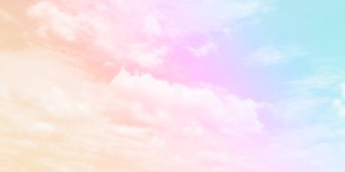 Bulut ve gökyüzü pastel renkli bir arka plan ve duvar kağıdı, soyut gökyüzü arkaplanı tatlı renklerde..