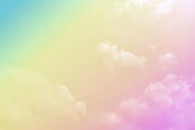 Bulut ve gökyüzü pastel renkli bir arka plan ve duvar kağıdı, soyut gökyüzü arkaplanı tatlı renklerde..