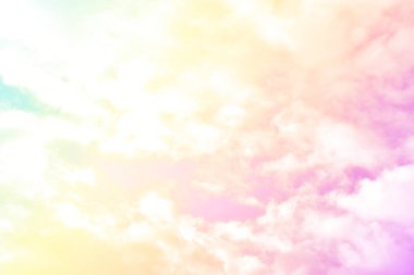 Bulut ve gökyüzü pastel renkli bir arka plan ve duvar kağıdı, soyut gökyüzü arkaplanı tatlı renklerde..