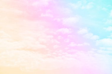 Bulut ve gökyüzü pastel renkli bir arka plan ve duvar kağıdı, soyut gökyüzü arkaplanı tatlı renklerde..