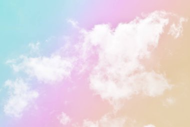Bulut ve gökyüzü pastel renkli bir arka plan ve duvar kağıdı, soyut gökyüzü arkaplanı tatlı renklerde..