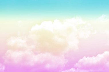 Bulut ve gökyüzü pastel renkli bir arka plan ve duvar kağıdı, soyut gökyüzü arkaplanı tatlı renklerde..