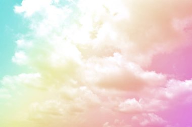 Bulut ve gökyüzü pastel renkli bir arka plan ve duvar kağıdı, soyut gökyüzü arkaplanı tatlı renklerde..