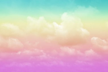Bulut ve gökyüzü pastel renkli bir arka plan ve duvar kağıdı, soyut gökyüzü arkaplanı tatlı renklerde..