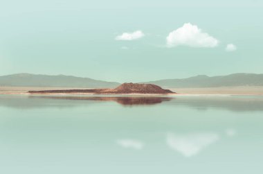 Mono Gölü, Kaliforniya 'da sakin bir manzara.