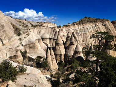 Kasha Katuwe Kayalık Çadırı New Mexico, ABD 'de kurulmuştur.