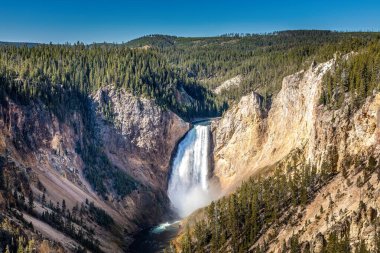 Yellowstone Büyük Kanyonu 'nda Şelale, Yellowstone Ulusal Parkı