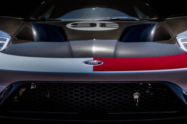 Carrollton, Teksas ABD, Teksas - 25 Eylül 2021: Ford GT 'nin önünü kapatın