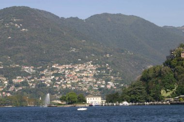 İtalya 'nın Como Gölü' ndeki Picturesque Lakeside Kasabası