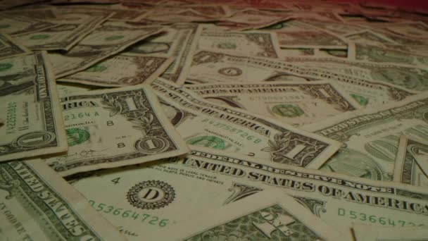 American One Dollar Bills Выложены Столе Макрообъективом Слайдерной Тележкой — стоковое видео