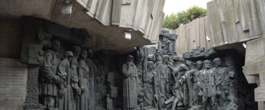 Ukrayna Ulusal Tarih Müzesi, Kyiv 'deki İkinci Dünya Savaşı sırasında Pechersk' in dışındaki Dinyeper 'in sağ yamacında yer alan bir anıt kompleksidir.