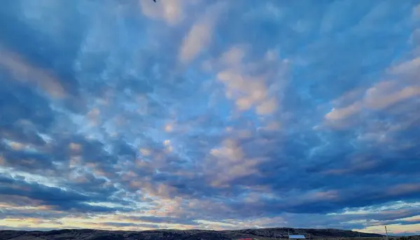 Gün batımında güzel bulutlar, Georgia