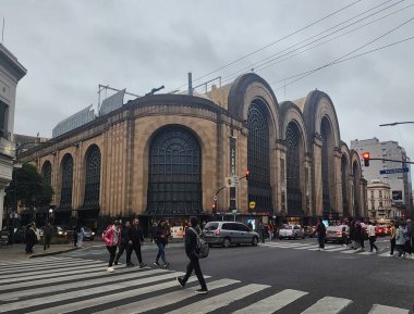 Buenos Aires 'teki tarihi Abasto alışveriş merkezi