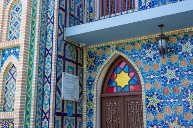 Tiflis, Gürcistan 6 Haziran 2024 - Eski Tiflis 'in tarihi merkezi, kükürt banyosu. Yüksek kalite fotoğraf