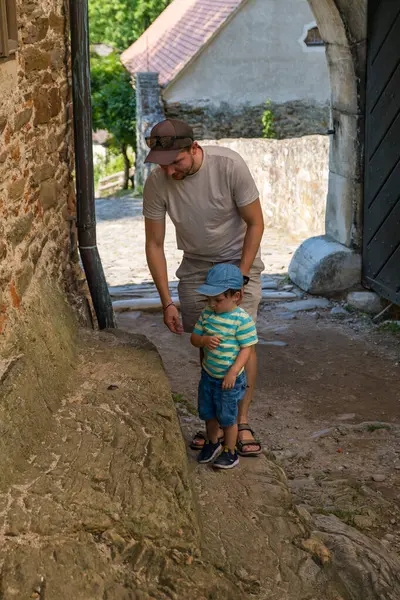 Hrad Pernstejn, Çek Cumhuriyeti - 20 Ağustos 2024: Güney Moravya Bölgesindeki Kale. Yüksek kalite fotoğraf