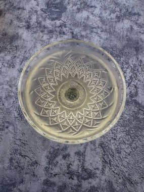 Şık, şatafatlı bir bardak, lüks bir kutlama havası. Yüksek kalite fotoğraf