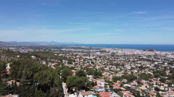 Montanhas Cidade Mar Drone Vista Denia Espanha Imagens Alta Qualidade — Vídeo de Stock