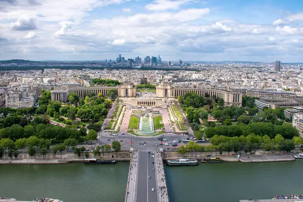 Eiffel Kulesi, Fransa 'dan muhteşem Paris manzarası