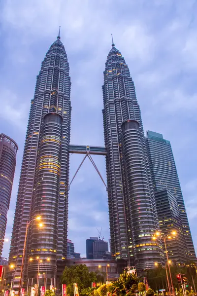 Petronas İkiz Kuleleri 'nin Sabah Görüşü Kuala lumpur Malezya