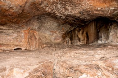 2 numaralı antik Badami mağarasının manzarası.