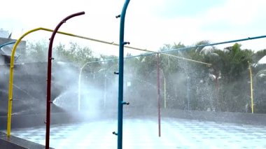 Yağmur dansı için fıskiyeler etkinleştirildi