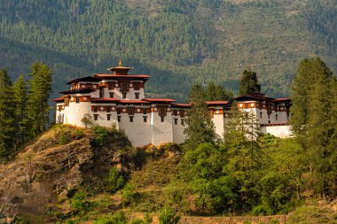 Muzaffer Drukpa Butan 'ın Uyuşturucu Çetesi Kalesi