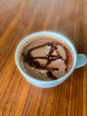 Darjeeling 'de ne zaman istersen kahve içebilirsin.