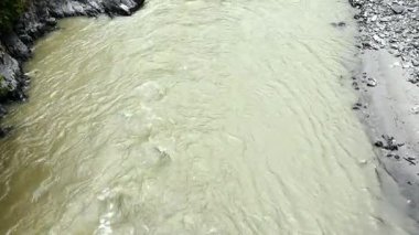 Sikkim 'deki Rangeet Nehri' nin manzarası