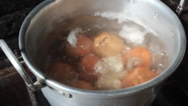 Horn Chicken Eggs Native Chicken Eggs Boiled One Pot Boiling — Stock Video