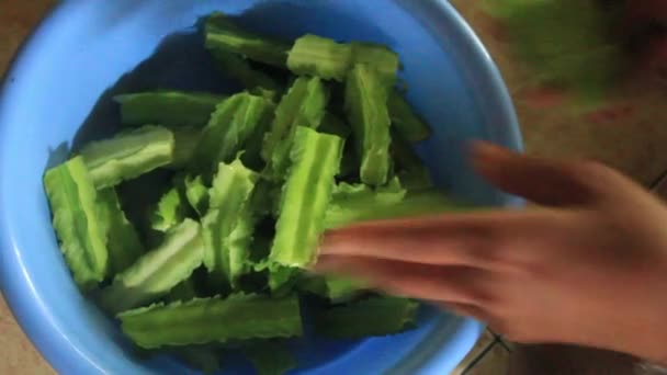 Kecipir Fruit Also Known Psophocarpus Tetragonolobus Blue Container Prepared Boiled — Stock Video