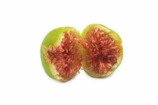 Beyaz arka planda meyveli incir yeşili veya Ficus carica var. İncir Yeşil Ürdün