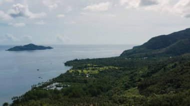 Dağların güzel manzarası