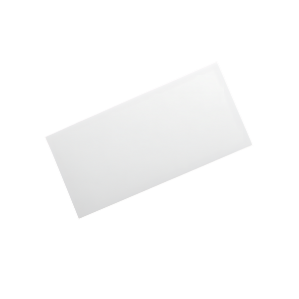 Bu resim şeffaf bir arkaplanda izole edilmiş boş bir beyaz dikdörtgen kartı içerir. Tasarımcılar için değerli bir özelliktir. Model modelleri ya da planlar için temiz ve kolayca özelleştirilebilir bir öğeye ihtiyaç duyarlar..
