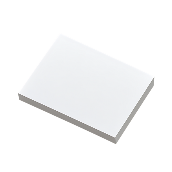 Şeffaf bir arkaplanda izole edilmiş beyaz bir not defterinin yüksek çözünürlüklü görüntüsü. Bu, tasarımcılar için değerli bir özelliktir. Model modelleri ya da tasarımlar için temiz ve çok yönlü bir varlığa ihtiyaç duyarlar..